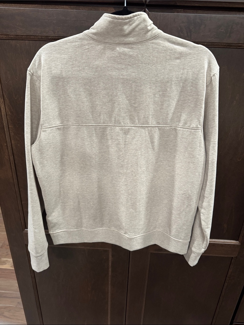Patagonia  Women’s Half-Zip Sweatshirt Pullover-heathered oatmeal color - Picture 3 of 6